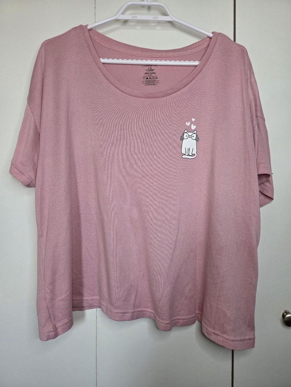 ☀️Carisma Women's L Blush Pink Crewneck Short Sleeve Tee with Cute Cat Graphic